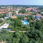 Апартаменты Country House Apartments