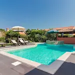 Country House Apartments Appartement Pula