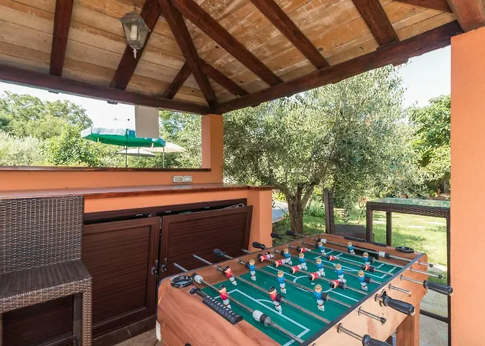 아파트 Country House Apartments *