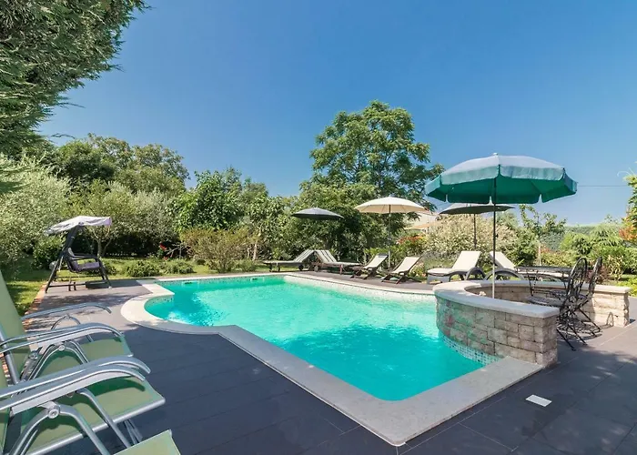 Apartman Country House Apartments *