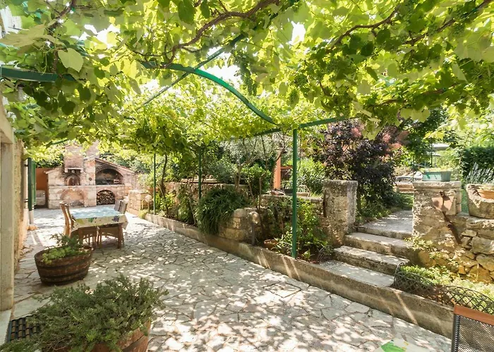 Country House Apartments Апартаменти Пула