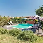Country House Apartments