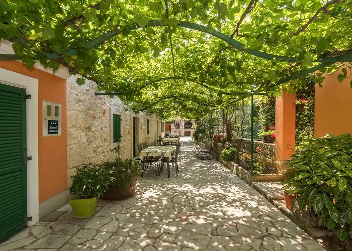 Country House Apartments Апартаменты *