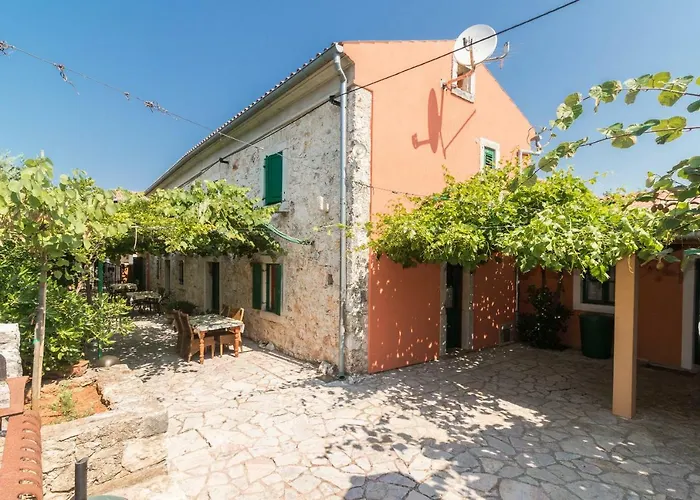 Country House Apartments Апартаменты Пула